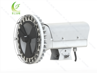 多合一補(bǔ)光燈配合攝像機(jī)抓拍開(kāi)車(chē)違規(guī)行為，無(wú)光污染超清晰